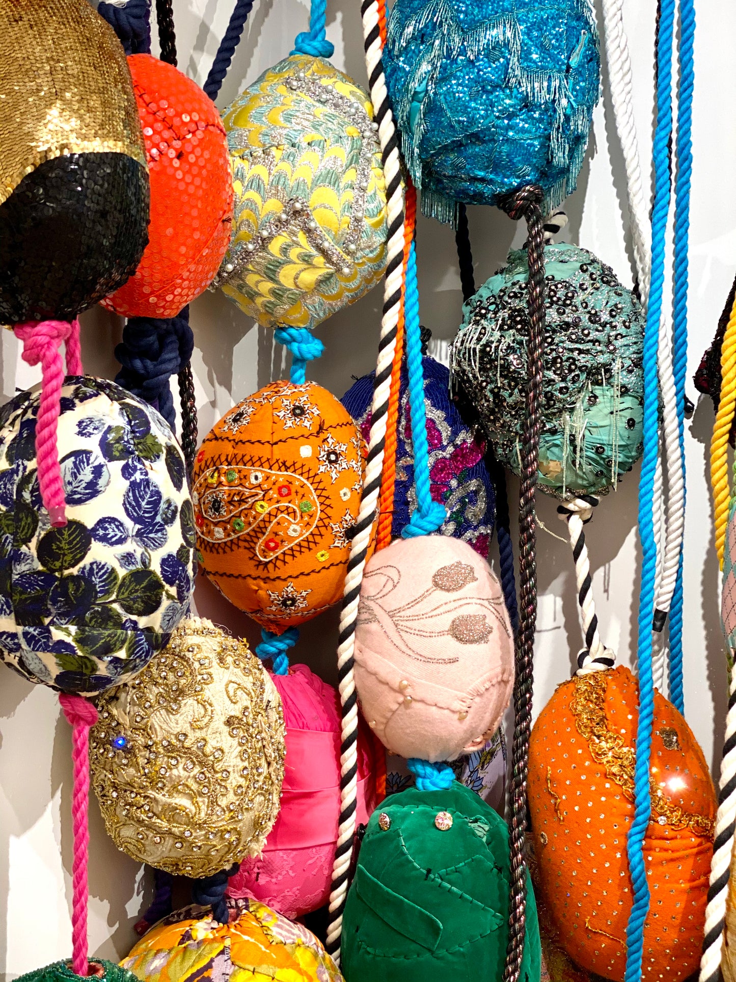 Gunas (Installation)